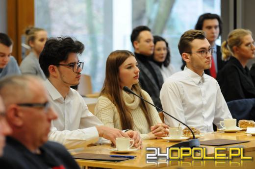 Podsumowanie pierwszej edycji projektu "Opolskie dla młodzieży"