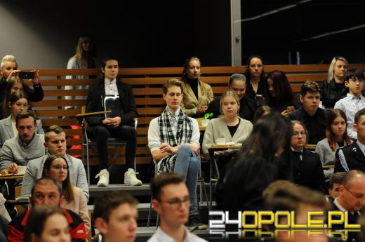 Podsumowanie pierwszej edycji projektu "Opolskie dla młodzieży"