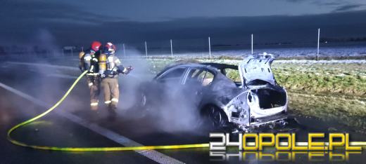 Pożar samochodu osobowego na Autostradzie A4