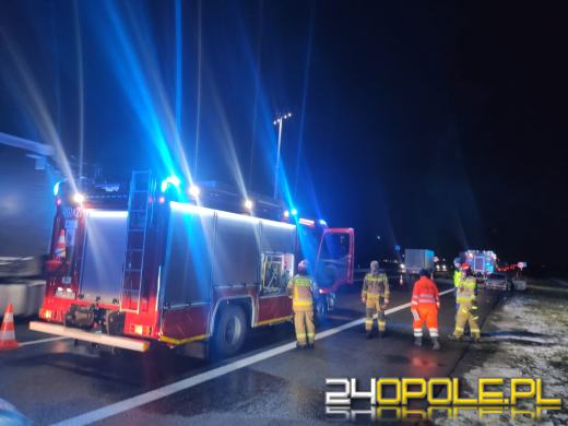 Pożar samochodu osobowego na Autostradzie A4
