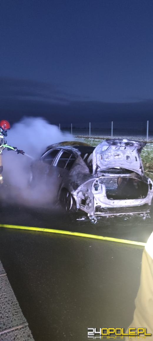 Pożar samochodu osobowego na Autostradzie A4