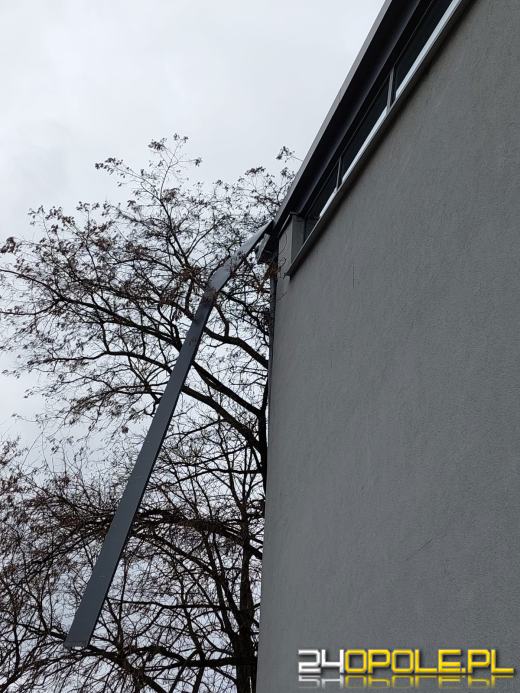 Silny wiatr będzie się utrzymywał. Strażacy interweniują w powiecie