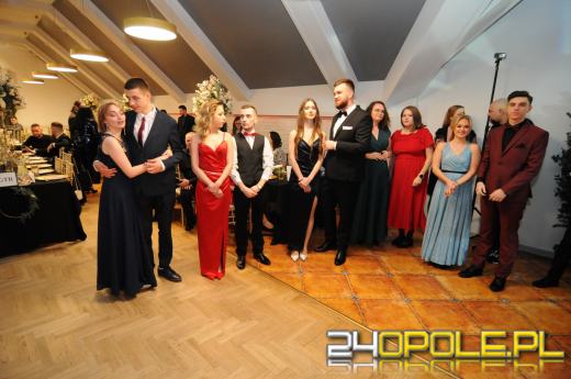 Zobacz zdjęcia ze Studniówki TEB Edukacja w Opolu