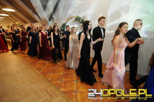 Zobacz zdjęcia ze Studniówki TEB Edukacja w Opolu