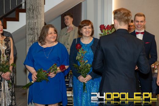 Zobacz zdjęcia ze Studniówki "Opolskiego Elektryczniaka"