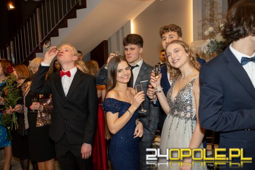 Zobacz zdjęcia ze Studniówki "Opolskiego Elektryczniaka"