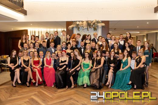 Zobacz zdjęcia ze Studniówki "Opolskiego Elektryczniaka"
