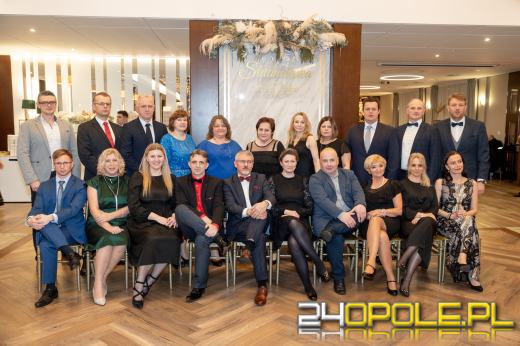 Zobacz zdjęcia ze Studniówki "Opolskiego Elektryczniaka"