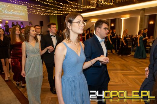 Zobacz zdjęcia ze Studniówki "Opolskiego Elektryczniaka"