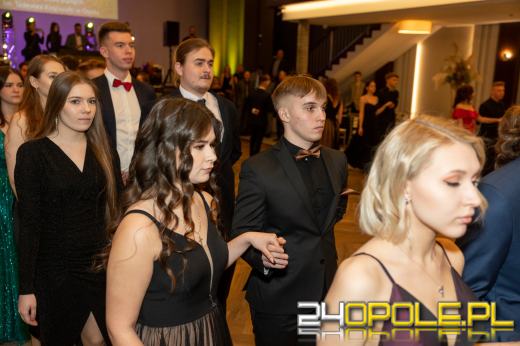 Zobacz zdjęcia ze Studniówki "Opolskiego Elektryczniaka"