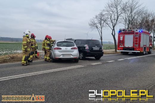 Zderzenie osobówek w powiecie kluczborskim
