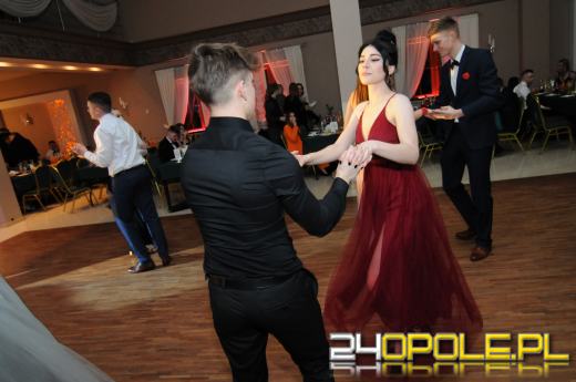 Zobacz zdjęcia ze Studniówek LO 9 i Mechaniczniaka