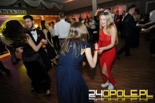 Zobacz zdjęcia ze Studniówek LO 9 i Mechaniczniaka