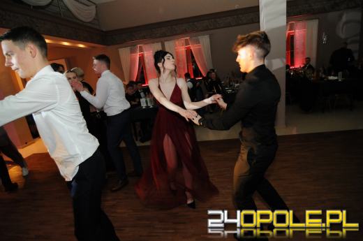 Zobacz zdjęcia ze Studniówek LO 9 i Mechaniczniaka