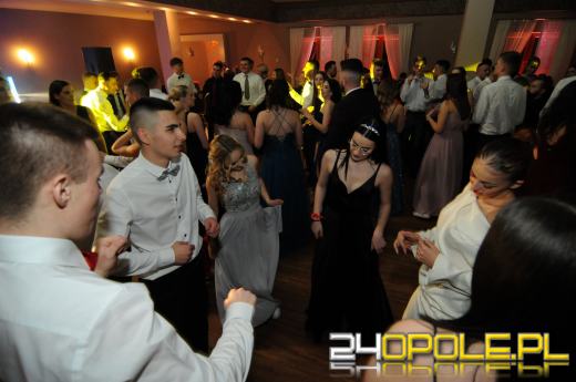 Zobacz zdjęcia ze Studniówek LO 9 i Mechaniczniaka