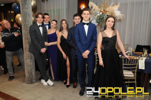 Zobacz zdjęcia ze Studniówek LO 9 i Mechaniczniaka