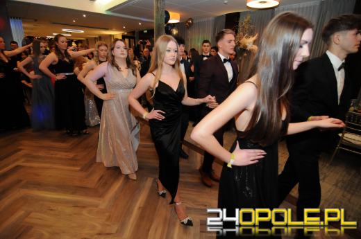 Zobacz zdjęcia ze Studniówek LO 9 i Mechaniczniaka