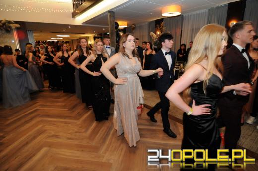 Zobacz zdjęcia ze Studniówek LO 9 i Mechaniczniaka