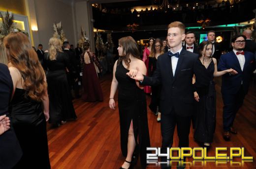 Zobacz zdjęcia ze Studniówki "Opolskiego Ekonomika"