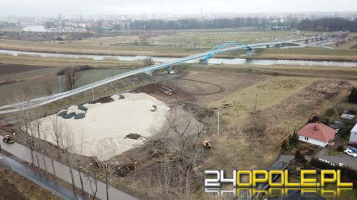 Trwają prace przy budowie parkingu Opole-Południe