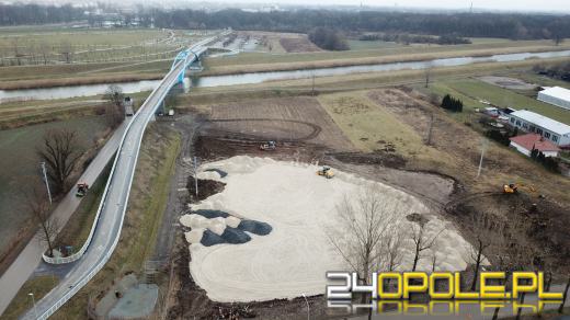 Trwają prace przy budowie parkingu Opole-Południe
