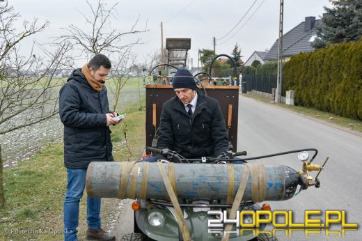 Naukowcy Politechniki Opolskiej zaprezentowali quada napędzanego sprężonym azotem