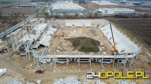 Rośnie Stadion Opolski. Widać już budynek klubowy