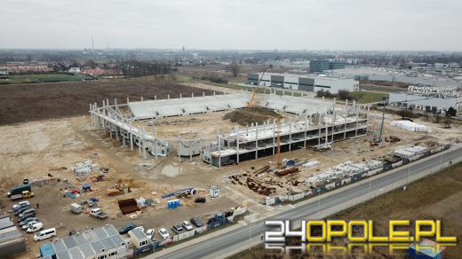 Rośnie Stadion Opolski. Widać już budynek klubowy