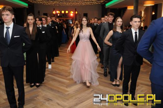 Po studniówkach zostały piękne wspomnienia. Do matury 75 dni!