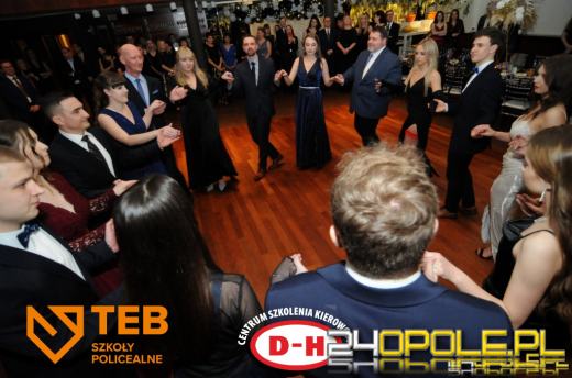 Po studniówkach zostały piękne wspomnienia. Do matury 75 dni!