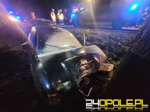 Wypadek samochodu osobowego na trasie Krzemieniec - Raciszów