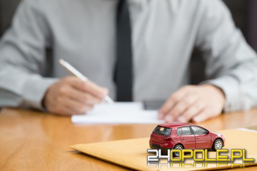 W jaki sposób w Opolu można czasowo wyrejestrować auto?