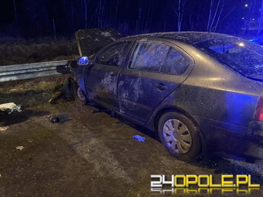 Kierowca osobówki uderzył w bariery na opolskim odcinku A4