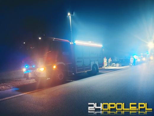 Zderzenie dwóch samochodów osobowych na trasie Namysłów-Objazda