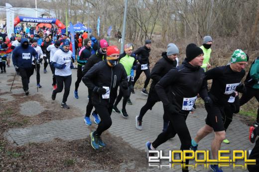 Sportowy hołd dla Żołnierzy Wyklętych. Biegacze pobiegli "Tropem Wilczym"