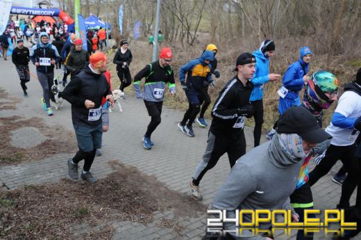 Sportowy hołd dla Żołnierzy Wyklętych. Biegacze pobiegli "Tropem Wilczym"
