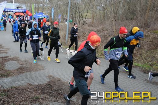 Sportowy hołd dla Żołnierzy Wyklętych. Biegacze pobiegli "Tropem Wilczym"