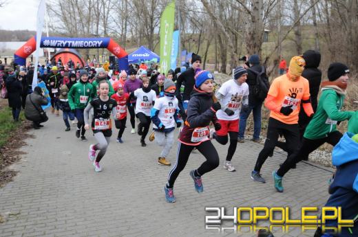 Sportowy hołd dla Żołnierzy Wyklętych. Biegacze pobiegli "Tropem Wilczym"