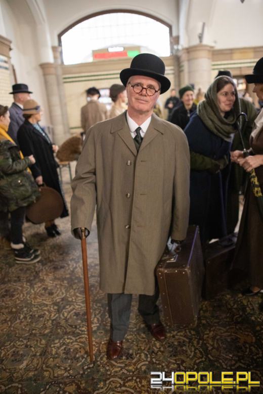 Opolski dworzec, Moszna i Prudnik tłem historycznych filmów