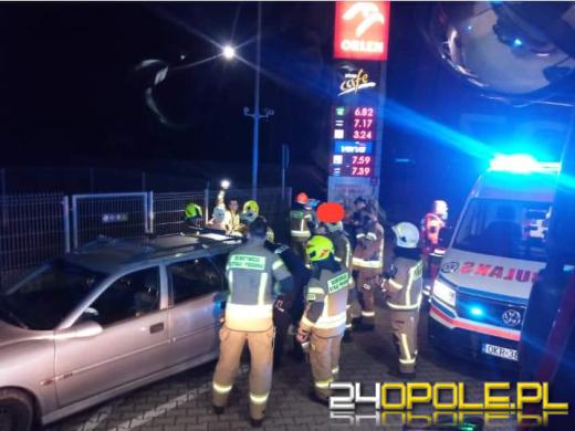 Śmigłowiec LPR lądował w Leśnicy. Mężczyzna poparzył się materiałami pirotechnicznymi