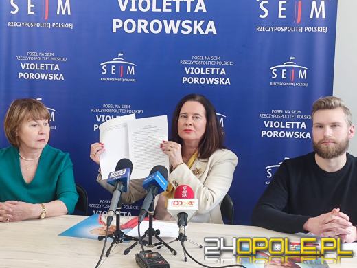 Violetta Porowska: "Brońmy Papieża"!