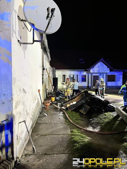 Pożar mieszkania w Opolu. Dwie osoby zostały poszkodowane