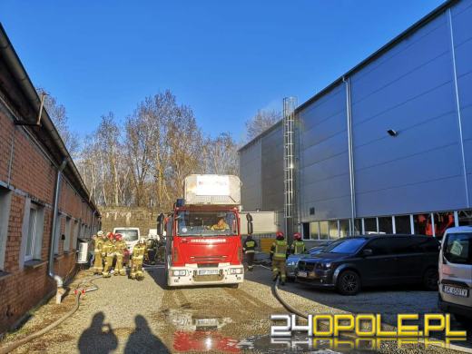 Pożar hali magazynowej w Blachowni 