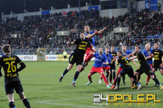 Odra remisuje z Arką 