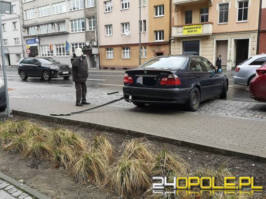 Kolizja dwóch BMW pod galerią Solaris