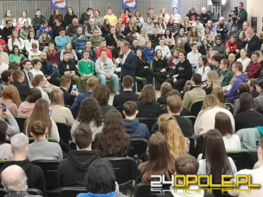 Donald Tusk w Opolu. Duża frekwencja w Studenckim Centrum Kultury