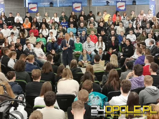 Donald Tusk w Opolu. Duża frekwencja w Studenckim Centrum Kultury