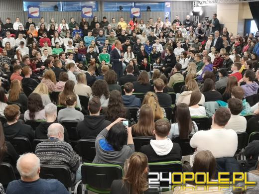 Donald Tusk w Opolu. Duża frekwencja w Studenckim Centrum Kultury