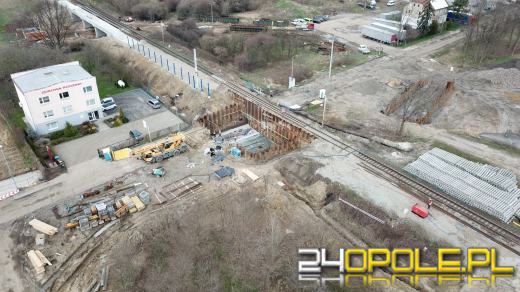 Trwa modernizacja ulicy Krapkowickiej. Prace potrwają jeszcze rok