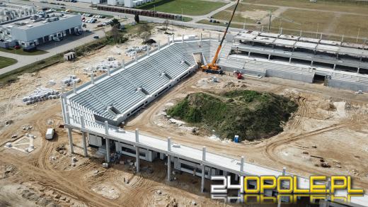 Stadion jeszcze urośnie, ale już widać jego podstawową bryłę